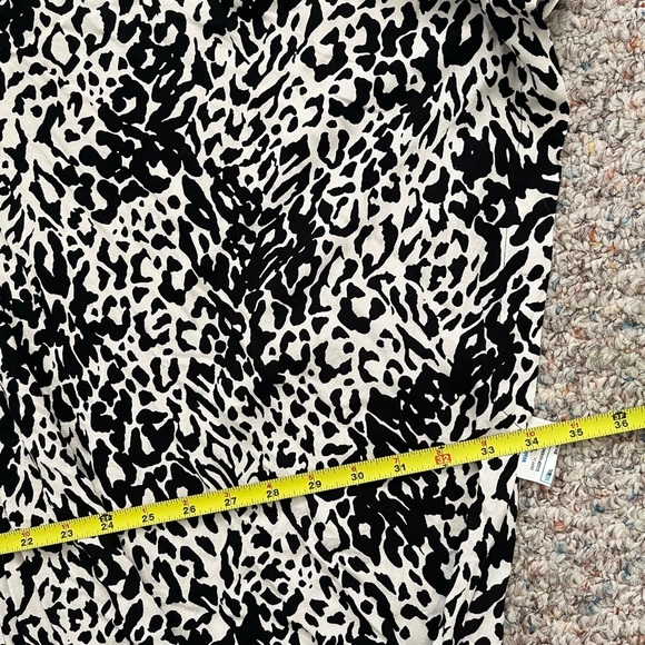 Scoop Black and White Animal Print One Size Lightweight Kimono, Women’s Sz M/L - Picture 12 of 16